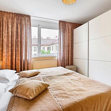 Peaceful Belvedere Apartment in Safe, Quiet&Central Location Wien Exterior foto