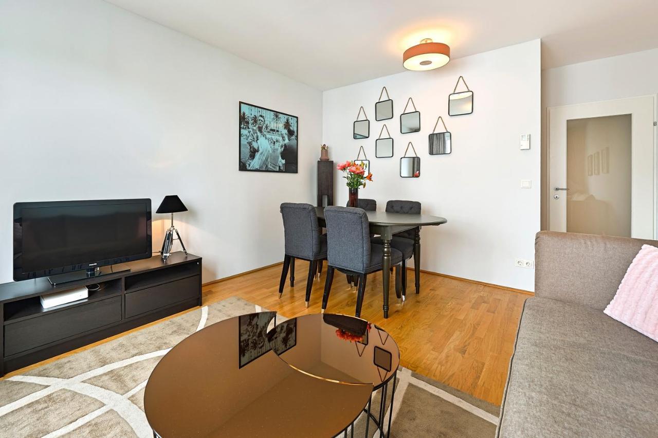Peaceful Belvedere Apartment in Safe, Quiet&Central Location Wien Exterior foto